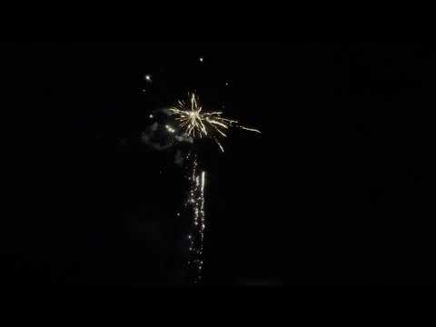 Πυροτέχνηματα 100 Βολών Gold Bomber SFC9105