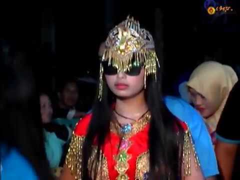 Bidadari Sintren mbrojol dari Kurungan - SENI Tari SINTREN Indramayu