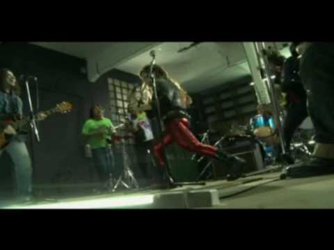 PopArt Discos and LaFranelaOficial