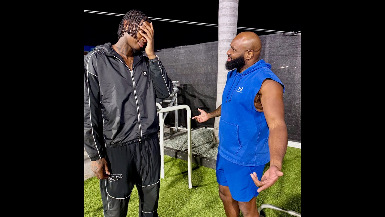 When King tells Dan about his date with Delicia!