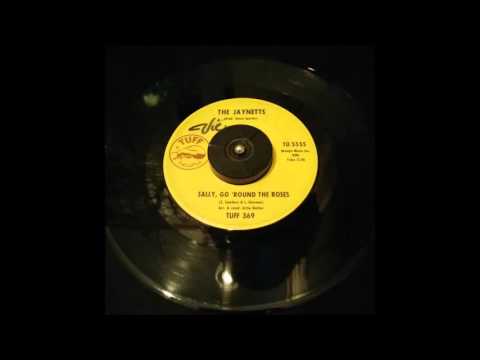 The Jaynetts - Sally, Go 'Round the Roses [HQ]