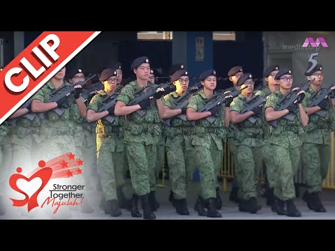 Parade contingents march in | National Day Parade 2022