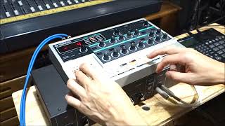 Video thumbnail for Fostex model 3180 80's Spring Reverb + Yamaha DX200 by SUBTOKYOSHOP Music Gears