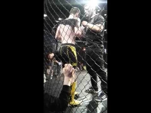 Robbie 'the answer' cunningham first fight KO