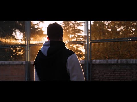 Alqudio - Descuido ft. Mönck (Video Oficial)