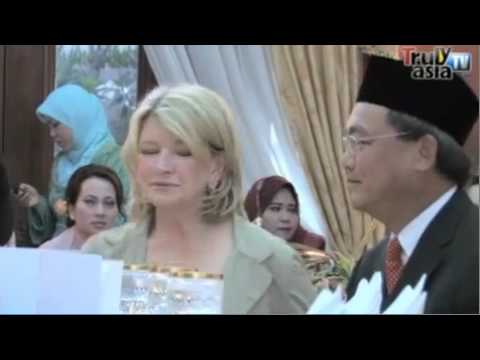 Martha Stewart-Audience with The Queen