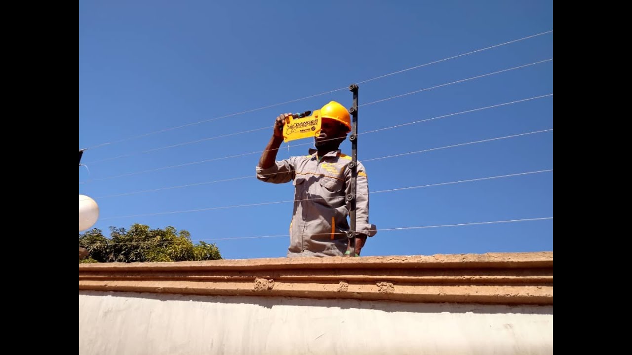 Comment fonctionne Une Clôture Électrique / Electric Fence 