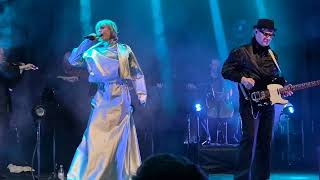 HOOVERPHONIC - This Strange Effect (Dave Berry Cover) - Live @ MMC Bratislava SK - April 5th 2025