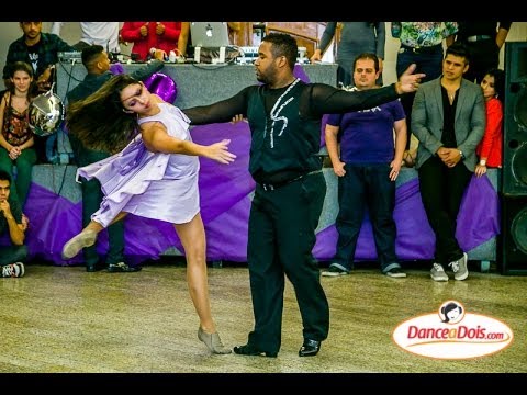 Baile de Lançamento SAMBAMANIACOS 2014  - Mauricio de Souza e Ariana Teixeira