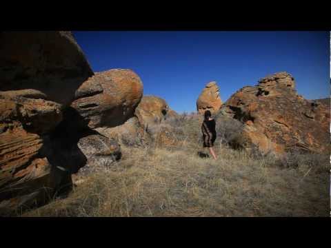 Kelli Scarr - Dangling Teeth (Official Video: 2012)