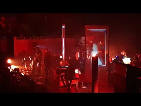 Haevn - Lovelorn, live in Tivoli Utrecht, 20-apr-2019