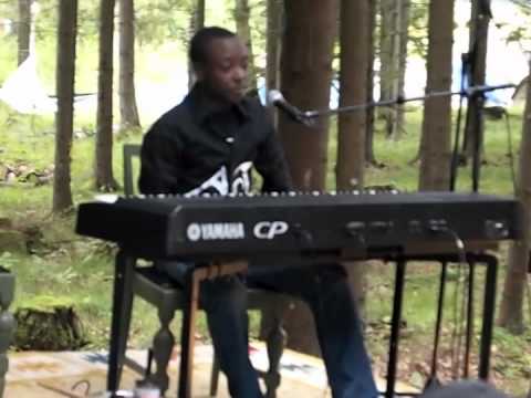 BLESSING  CHIMANGA live in Norway