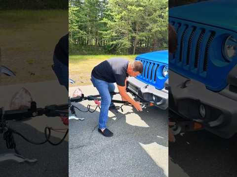 🚙 No trailer needed & no miles accrued - this is the best way to tow a #jeep! #rvlife #rv #towing