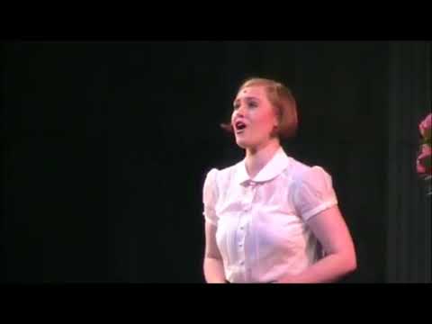 Zeit in einer Flasche von verschiedenen Darstellerinnen gesungen