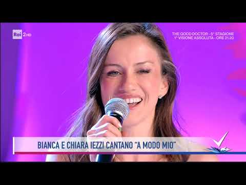 Chiara Iezzi e Bianca Guaccero cantano A Modo Mio @Detto Fatto 09/02/2022