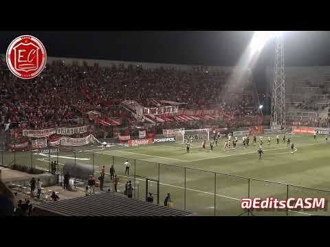 "La hinchada de San Martín de Tucumán en La Rioja " Barra: La Banda del Camion • Club: San Martín de Tucumán