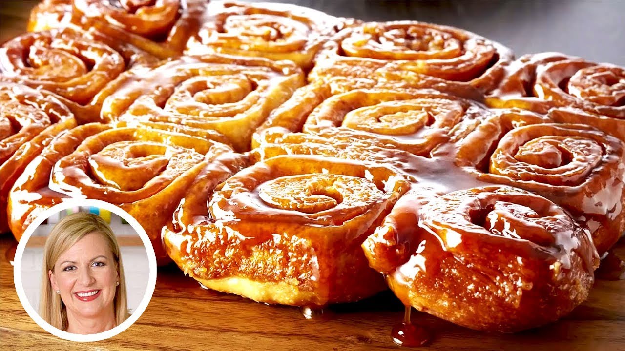 Professional Baker Teaches You How To Make CINNAMON BUNS!