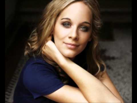 BEIJO PARTIDO - LÚCIA RICHER & ROBERTO MENESCAL