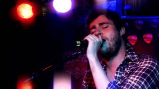 Kids In Glass Houses - Gold Blood - Rock Radio