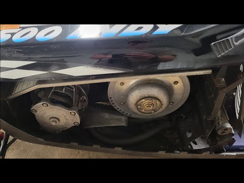 How to Adjust a 1997 Polaris Indy 500s Belt Deflection