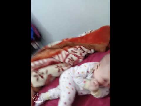 Đáng yêu dã man.bé mà khỏe thế