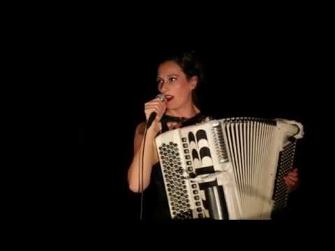 DELINQUANTE - La poudre d'escampette (Live)