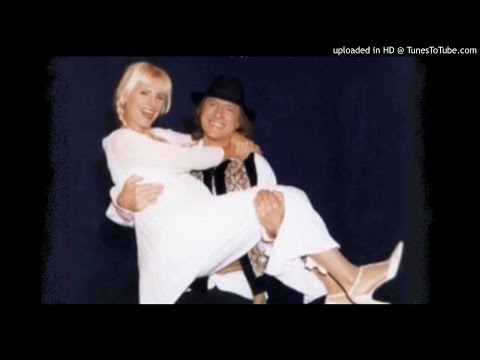 Mihai Constantinescu & Anastasia Lazariuc - Avem nevoie de putina dragoste in plus