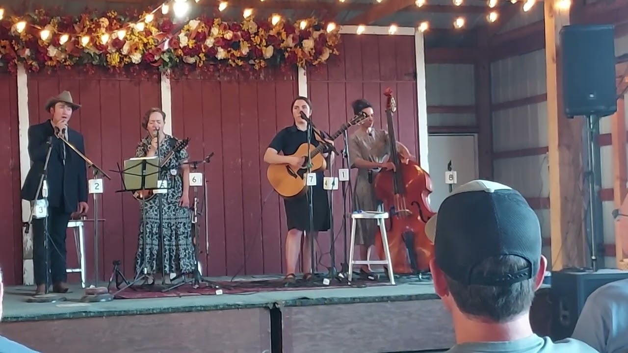 Promotional video thumbnail 1 for Carlstedt Family Band
