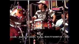 Download lagu minyak wangi mp3 Download lagu minyak wangi mp3