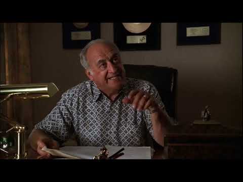 Sopranos: Hesh doesn't like the Sopranos theme song