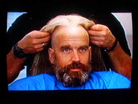 Bill Moseley getting fitted for his wig in The Devil's Rejects