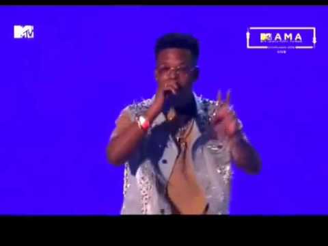 FUTURE BRINGS OUT NASTY C ON STAGE LIVE @MTV MAMA 2016