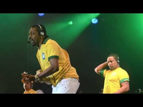 Versando Copa das Confederaçōes  - Terreirão do Samba