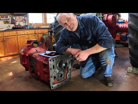 Installing a New Torque Amplifier & Assembling the Transmission | Farmall 856 Restoration Episode 7