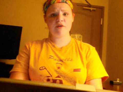 jerilynn sings falling for you:)