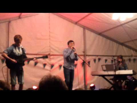 NOFA singing 'can y tan'