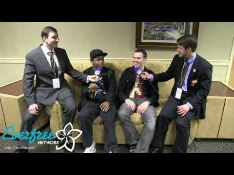 Mandopony and SilvaHound Interview - EQI - Las Pegasus Unicon 2013