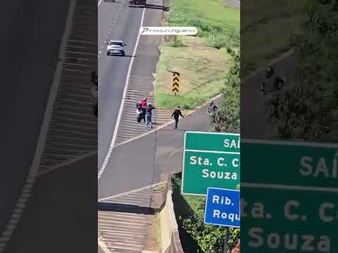 Roubo de motocicleta na Rodovia Anhanguera em Santa Cruz da Conceição