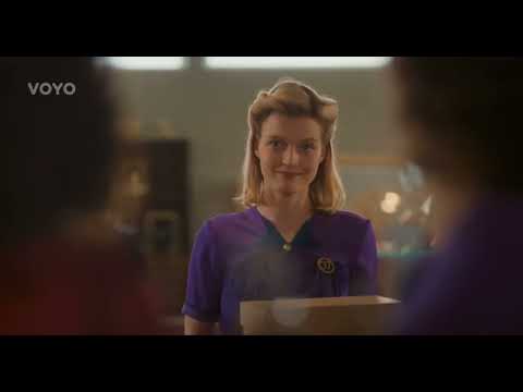 Alena & Irena   Zlatá labuť   Young & Beautiful 🌈🏳‍🌈❤💦