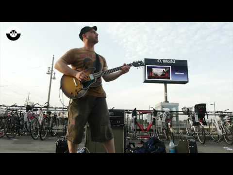 Bob Spencer - "She knows"