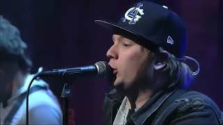 Fall Out Boy - This Ain&#39;t A Scene It&#39;s An Arms Race (Live At Late Show With David Letterman 2007) HD