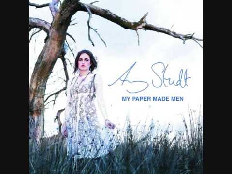 Amy Studt - She Walks Beautiful