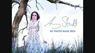 Amy Studt - She Walks Beautiful