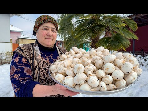 ORGANIC SWEETS IN THE SNOWY VILLAGE! GRANDMA COOKING MOUTHWATERING DISH WITH MUSHROOM | RURAL LIFE