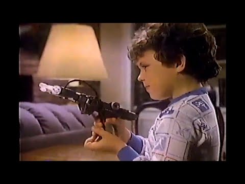 1985 Radio Shack Commercial featuring Galactic Man(Shackwave)