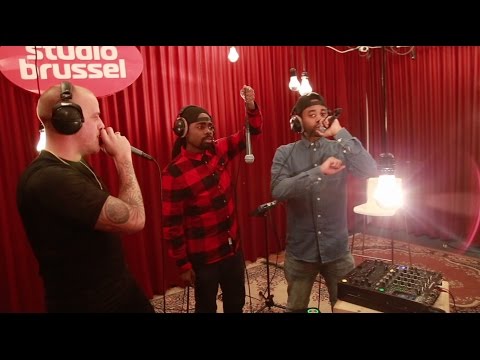Studio Brussel: Jebroer - Banaan ft. Stepherd, Skinto (live)