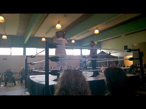 VIPW Bathtub Weekend Bash! (7/22/17) - Fatal 4 Way for the VIPW Championship