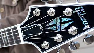 this is the greatest flying v i've ever seen