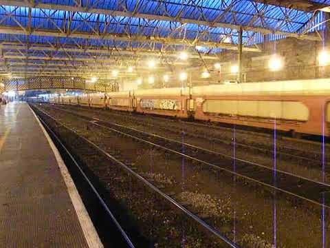 92042 pass Carlisle with 6O15 Mossend to Eastleigh wagonload