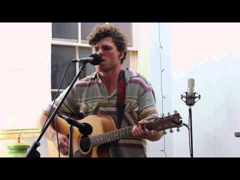 Vance Joy - Play With Fire (Live)